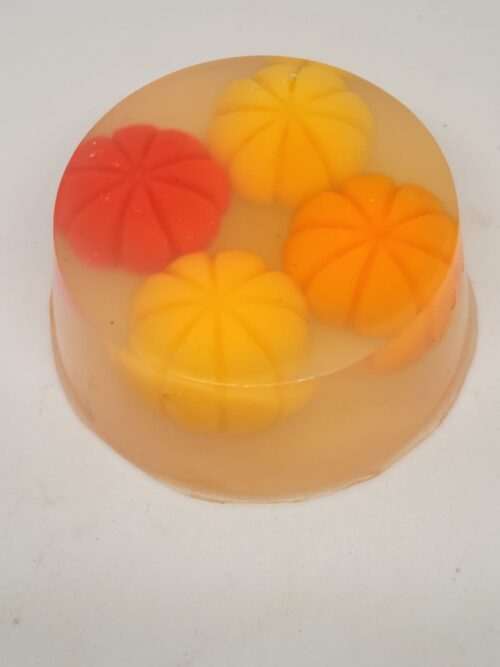 2c9f1b20-700f-4202-bbac-57194d679f07 MSF 028 - SABONETE ARTESANAL DE PITANGA - Imagem 1